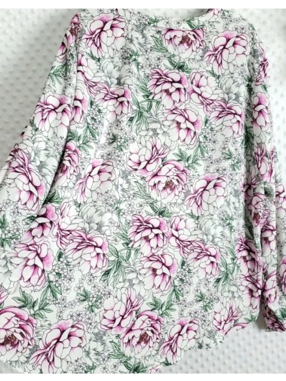 Torrid White and Pink Floral Long Sleeve Top - Picture 2 of 3